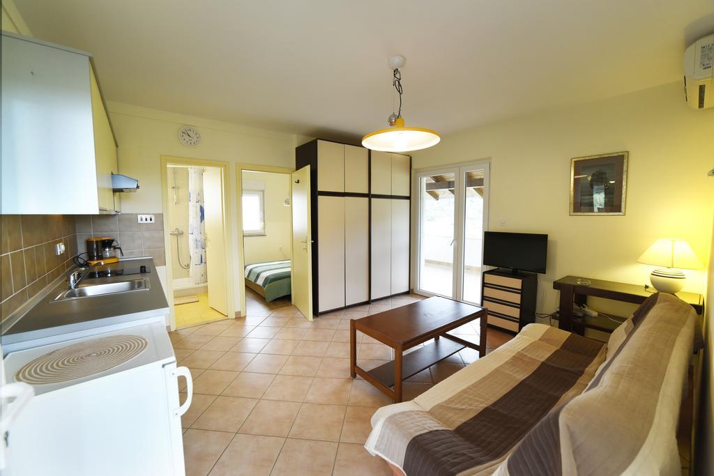 Apartments Galic Kampor المظهر الخارجي الصورة