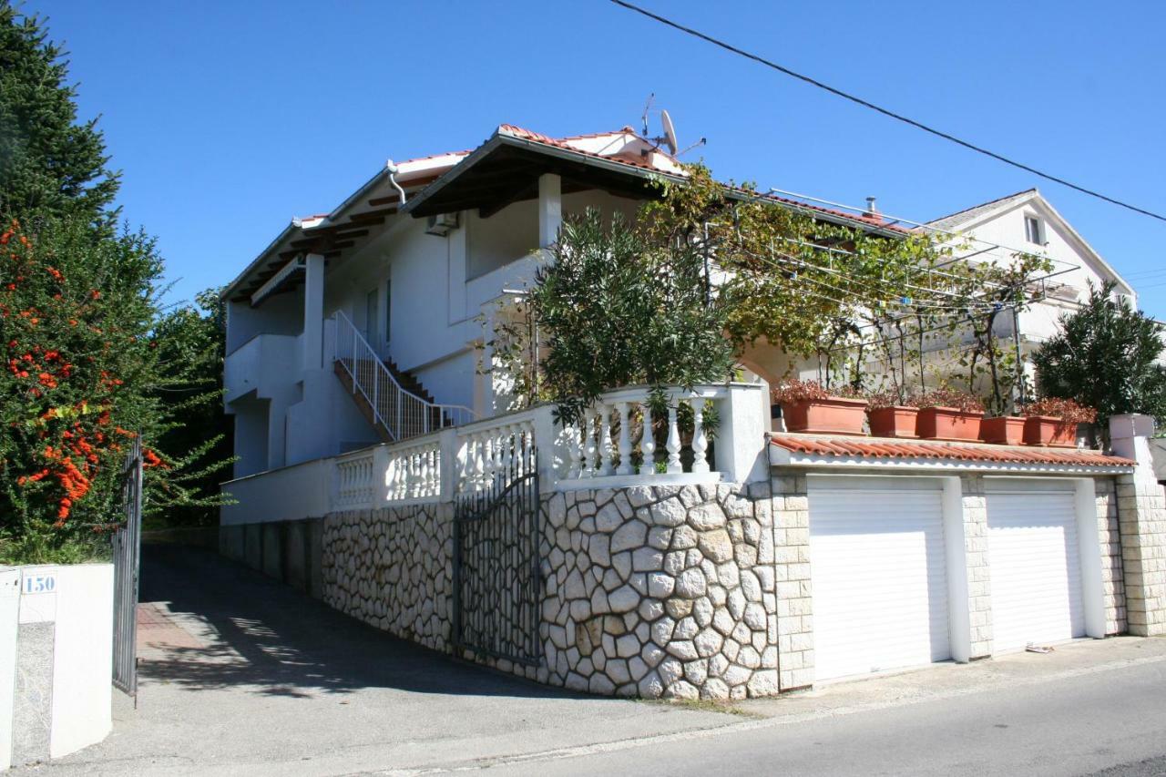 Apartments Galic Kampor المظهر الخارجي الصورة